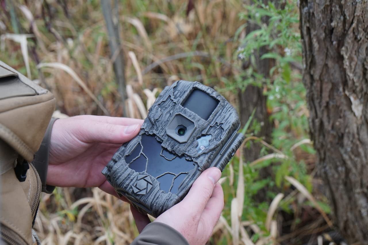 Stealth CAM DS4K Transmit Cellular Trail Camera AT&T or Verizon 32MP Photo & 4K at 30 FPS Day & Night Video 0.2 Sec Trigger Speed Outdoor Hunting Game Camera - Supports SD Cards up to 128GB