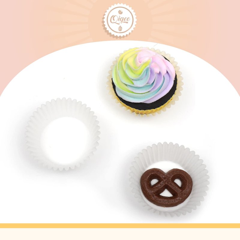 qiqee 300 Count Jumbo Cupcake Liners White Muffin Liners Food Grade Baking Cups Paper No Smells(Large Size)