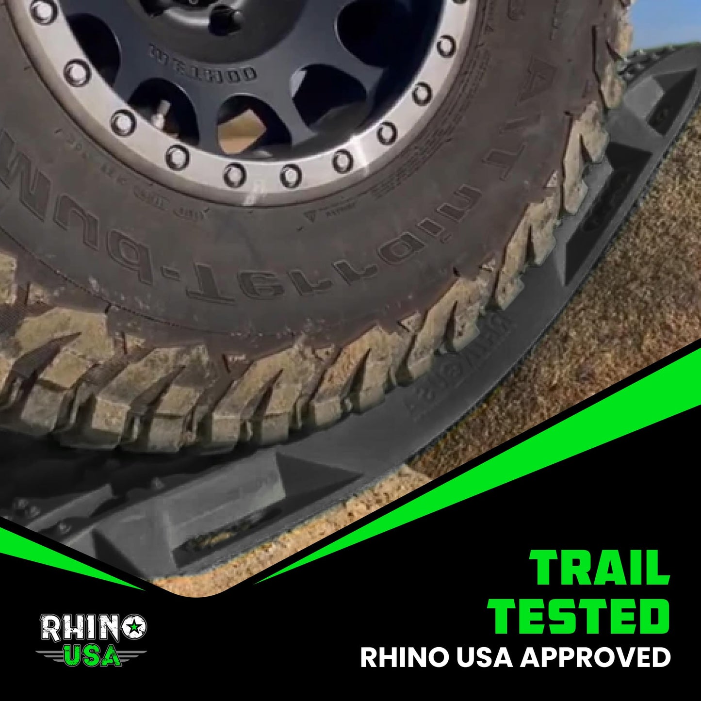 Rhino USA Off-Road Recovery Traction Boards - 2 Pack Ultimate Tire Traction Mountable Mats for 4X4 Vehicles in Sand, Mud & Snow. Heavy Duty Zipper Carry Bag and Leashes Included - (Black)