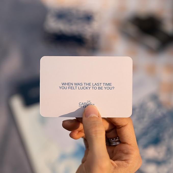 – English Edition - 152 Table Topics Conversation Cards for Meaningful Connections | Perfect for Friends Families & Couples | Great for All Occasions