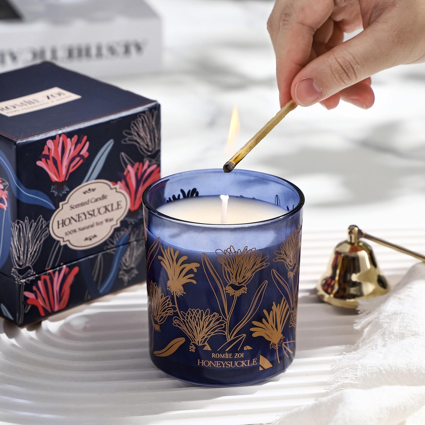 ROMIIE ZOI Scented Candle - Honeysuckle - 6oz Aromatherapy Soy Wax Jar Candle for Home, Gifts for Women - 170g