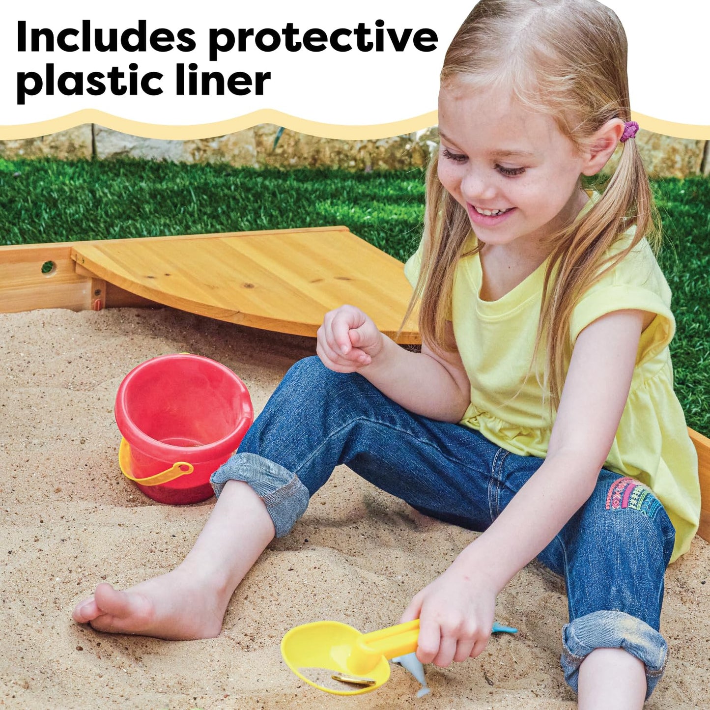 KidKraft Wooden Backyard Sandbox with Built-in Corner Seating and Mesh Cover, Kid's Outdoor Furniture, Honey, Gift for Ages 2-8