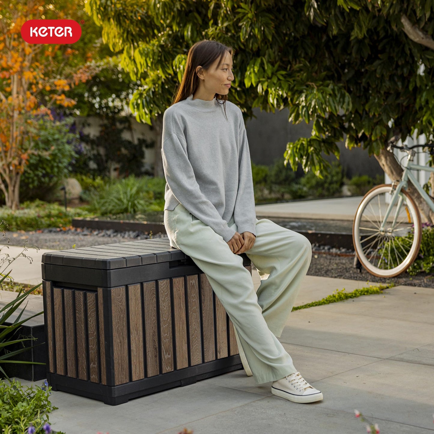 Keter Signature Everwood 50 Gallon Resin Deck Box-Organization and Storage for Patio Cushions, Throw Pillows and Garden Tools, Walnut