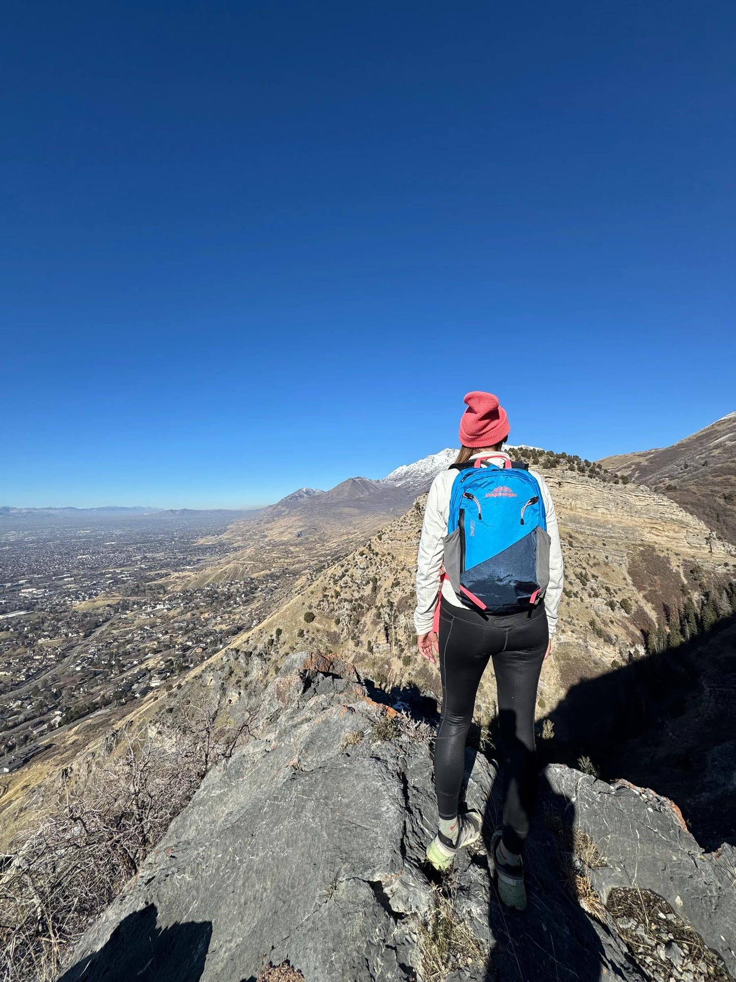 Timpanogos Elevation 22L Hiking Backpack, Lightweight Daypack for Men & Women made with Water-Resistant Ripstop Nylon, Hydration Compatible comes with Ergonomic Straps for Camping and Travel (Timp)