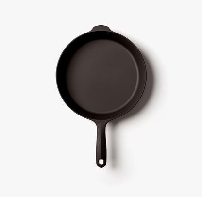 Field Company No.8 Skillet and Matching No.8 Cast Iron Skillet Lid