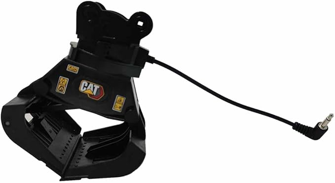 Diecast Masters DCM/Racemasters 28005 1:16 RC Cat 320 Hydraulic Excavator