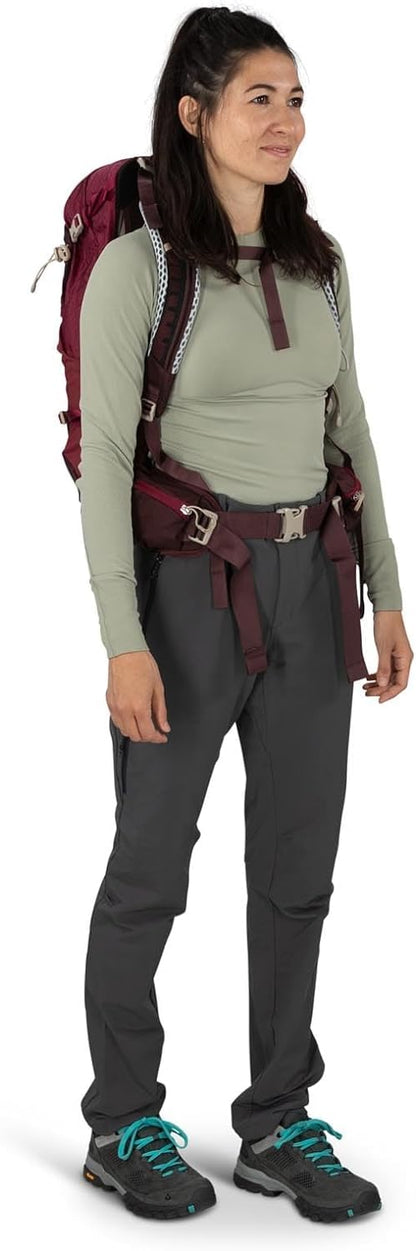 Osprey Sirrus 24L Women's Hiking Backpack, Elderberry Purple/Chiru Tan