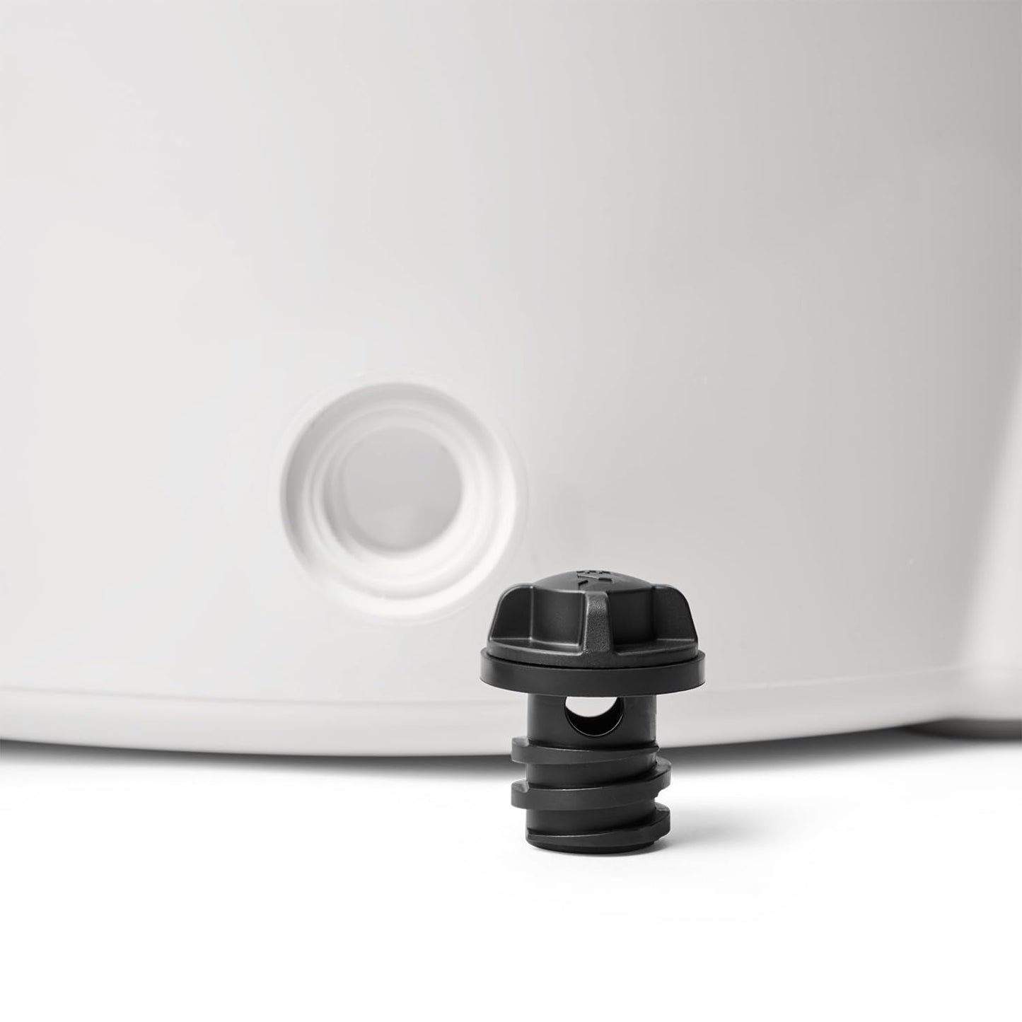YETI TANK 45 Bucket Cooler, White
