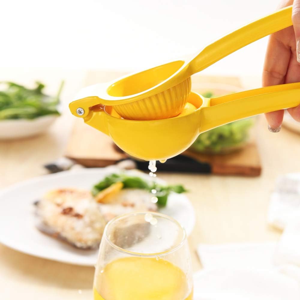 Y-ME Manual Citrus Juicer - Professional Lemon & Lime Squeezer Kitchen Tool | Yellow Metal Design