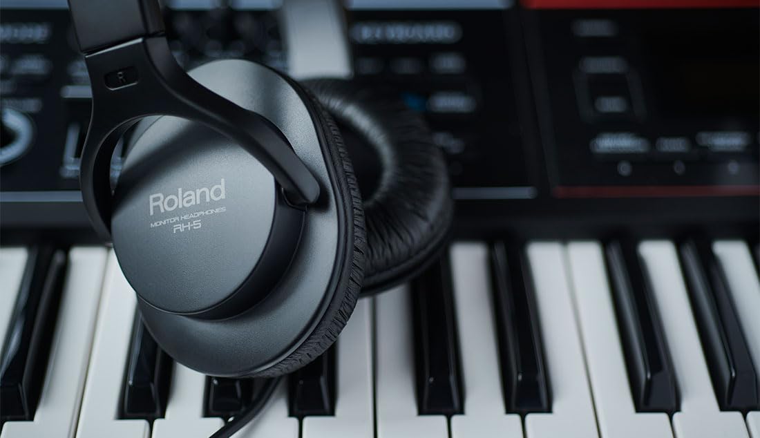 Roland RH-5 | Over-Ear, Closed-Back Monitor Headphones Performance | for Everyday Music Making & Audio Playback | Balanced Tone | Comfortable & Lightweight | Conversion Plug Included