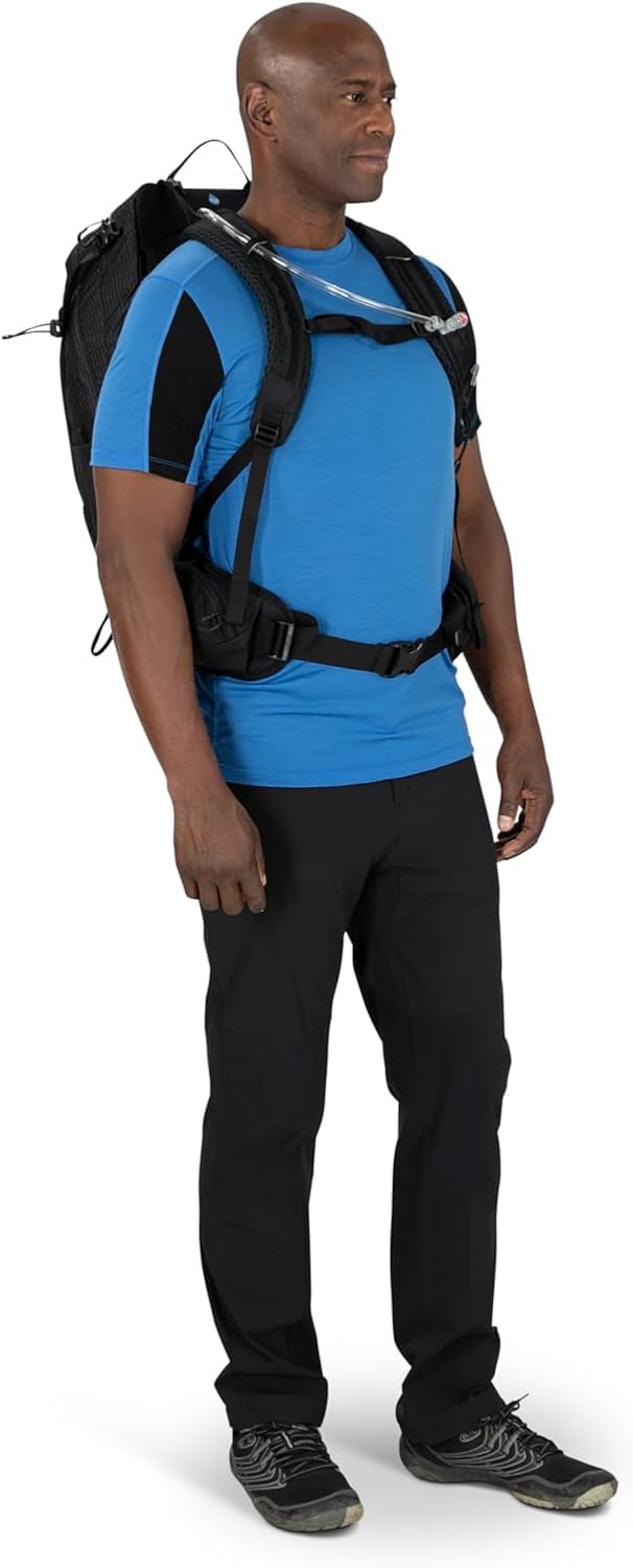 Osprey Manta 34L Men's Hiking Backpack with Hydraulics Reservoir, Black
