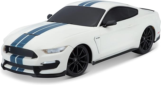 Maisto Tech R/C 1:24 Scale 2.4 GHz 2016 Ford Shelby GT350 White