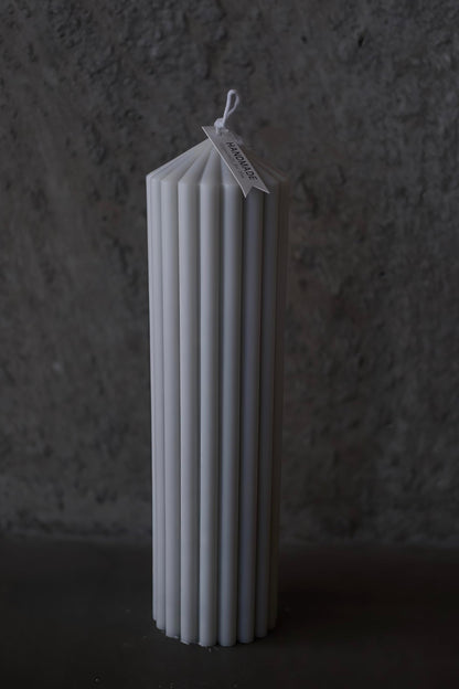 Hyznengu Ribbed Peak Pillar Candle- Large Handmade Scented Soy Wax Candle with Elegant Bubble Aesthetic， Housewarming Gift, Shelf & Coffee Table Centerpiece, Gray (Large)