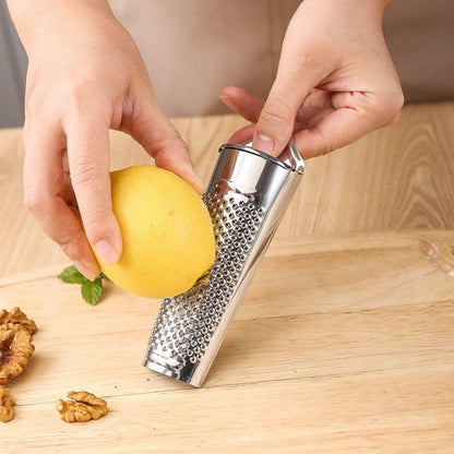 Skiennix Stainless Steel Nutmeg Grater - Multifunctional Citrus, Ginger & Garlic Kitchen Tool