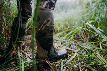 Muddy Outdoors Men's DV8 17" Rubber Boots Veil Canyon Hybrid 10 D