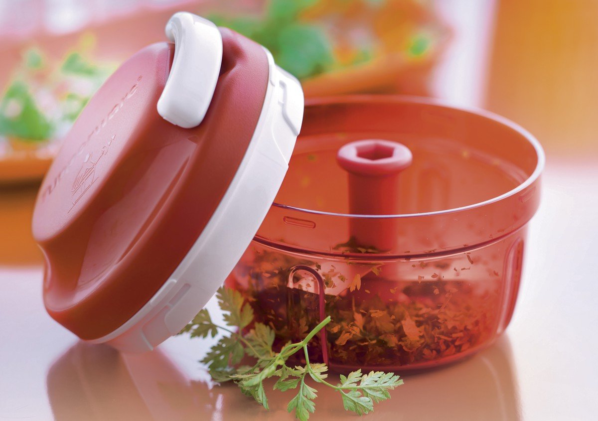 Tupperware Turbo Chef Herb Smart Chopper 300ml / 1.2 cup (red)