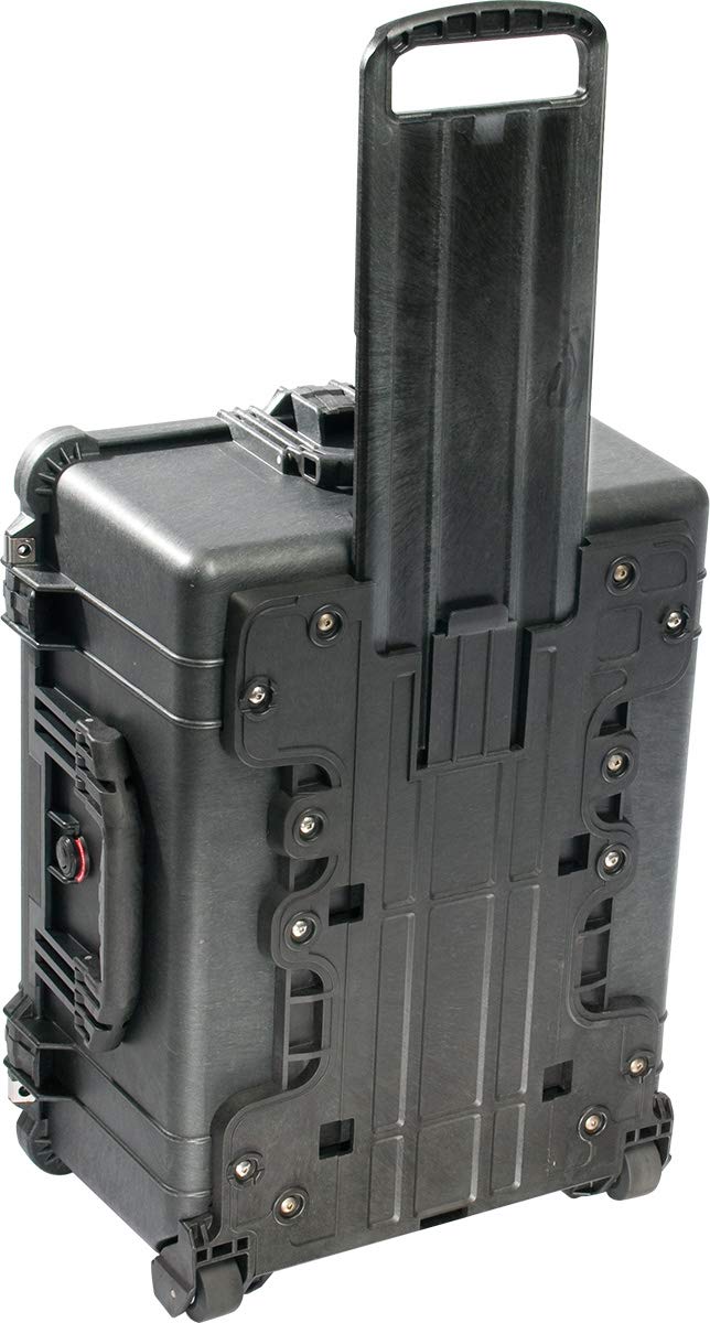 Pelican 1610 Case With Padded Dividers (Black)