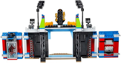 LEGO Super Heroes Thor Vs. Hulk: Arena Clash 76088 Building Kit (492 Piece)