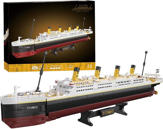 Titanic Boat Model Building Blocks Set 1465 Pieces Mini Bricks Cruise Ship ModelDIY Educational Titanic Toys for Alone at Home