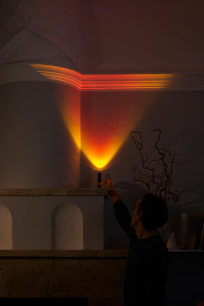 HALO EDITION Mag 2 Sunset Lamp - The Original - Portable Battery Light, Designed by Mandalaki in Italy, Dimmable LED Lamp, Flashlight, Magnetic System, USB-C Cable, Suspension Kit, IP54, 142x28 mm