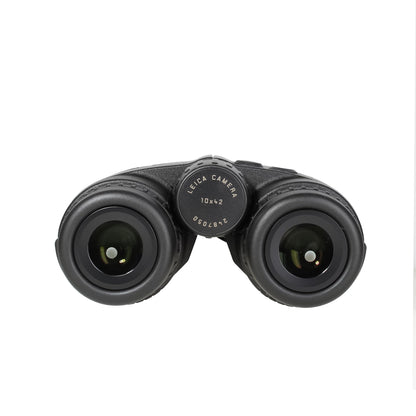 Leica Geovid R SE 10x42 Compact Lightweight Rangefinder Binocular (40826) + Sling Backpack + Cleaning Kit + Suspender Harness + 2 x Cap Keeper