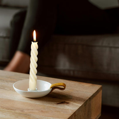 Beeswax White Spiral Candles 7", Natural Beeswax Taper Candle Twisted Taper Candles Set of 4,Dripless White Candlesticks,Clean Burning Unscented Candle Sticks for Christmas Home Dinner Wedding