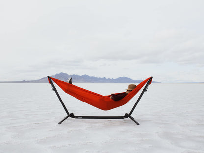 KAMMOK: Swiftlet Portable Stand & Roo Double Sunflower Gold Hammock Set