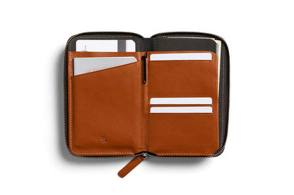 Bellroy Travel Folio (Passport & Travel Organizer, RFID Protected) - Caramel