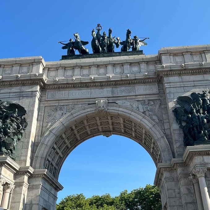 Brookyln NYC Outdoor Escape Room | Real City Scavenger Hunt | Gifts for Adults &amp Families | 1-6 Players 2-3 Hours 1.5 Miles Walking Distance