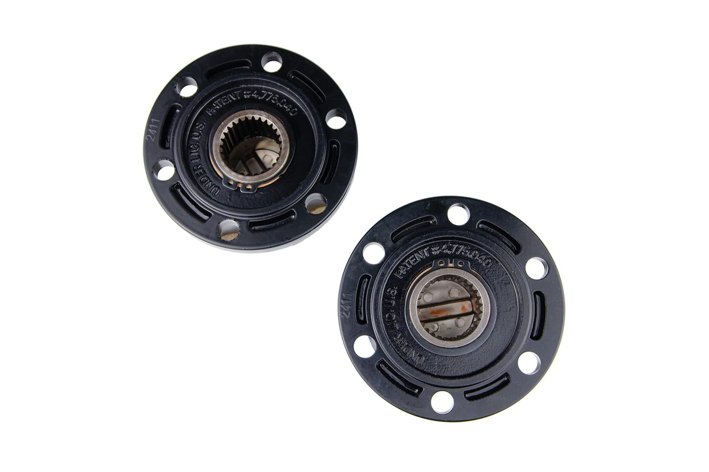 Mile Marker 457 Pair of Premium Manual Locking Hubs fits 1972-1986 CJ Universal (6-Bolt 27 Spline) and 1972-1980 Scout II | Replaces Original Equipment Manual and Automatic Hubs