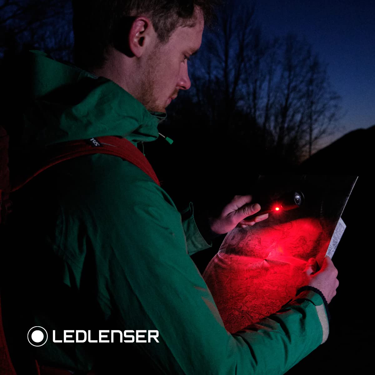 Ledlenser P7R Signature Flashlight - 2000 lm, Aluminum - High Lumens IP68 Waterproof - Adjustable Focus Torch Light - Outdoor Flashlights for Hiking, Camping & Security