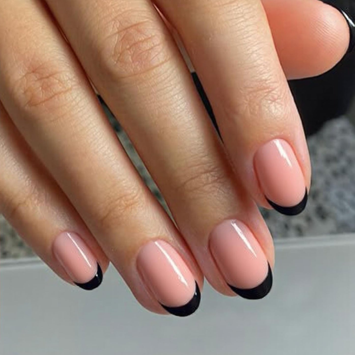 modelones Pink Short Press on Nails, Fall Halloween Oval Fake Nails Kit Press Ons with Nail Glue, Adhesive Tabs, Nail File, Prep Pad, Manicure Stick, 32Pcs 16 Sizes