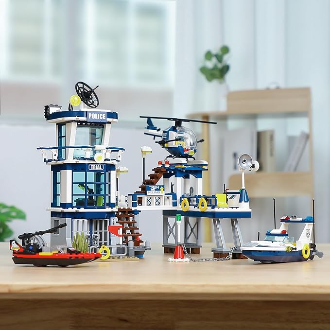 City Police Station STEM Building Sets Compatible with Lego Military Helicopter AirplaneBoats Ship Swat TeamBuilding Kit for Kids 565 PCS Best Gift for 6-10 Boys