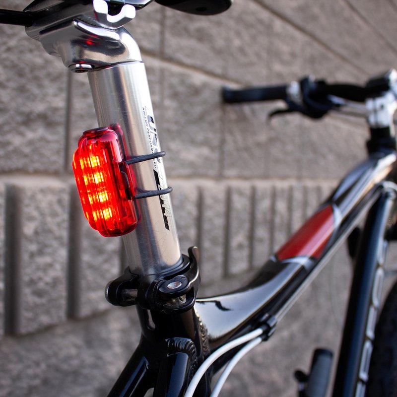 Serfas Cosmo 30 Tail Light Bicycle Night Riding 5 Modes 30 Lumens