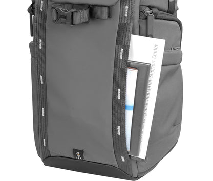 VANGUARD VEO Adaptor R48 Camera Backpack, Black