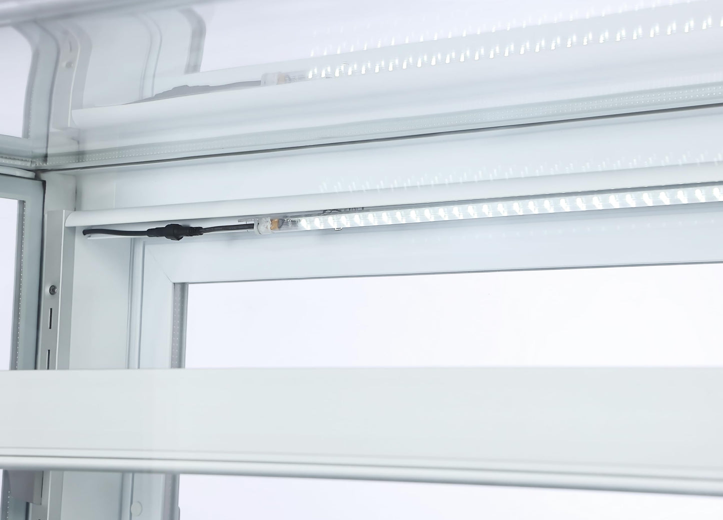 KoolMore 60 in. Refrigerated Bakery Display Case, 17.6 cu. ft. in White (KM-CDHF-17C-WH)