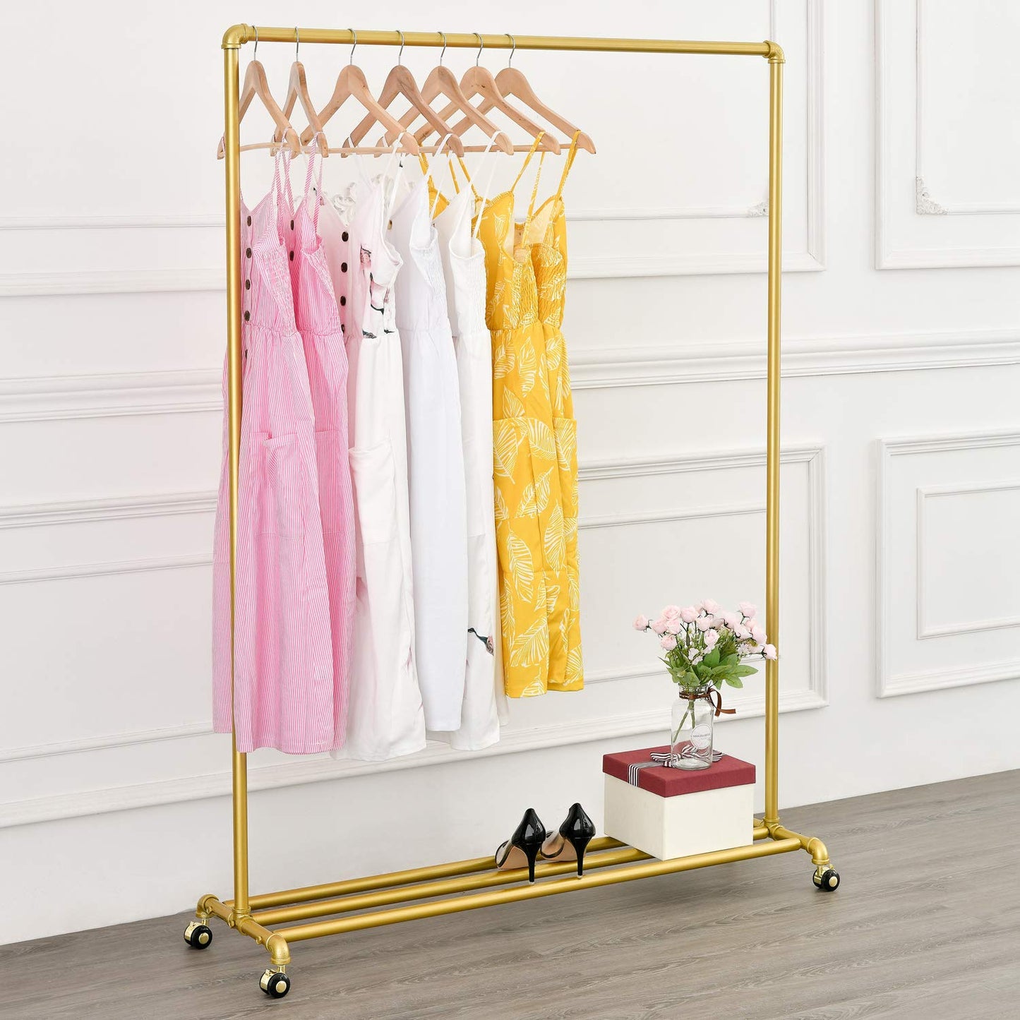 BOSURU Rolling Gold Clothing Racks on Wheels, Retail Display Industrial Pipe Clothing Racks for Hanging Garment Racks for Boutiques, Home