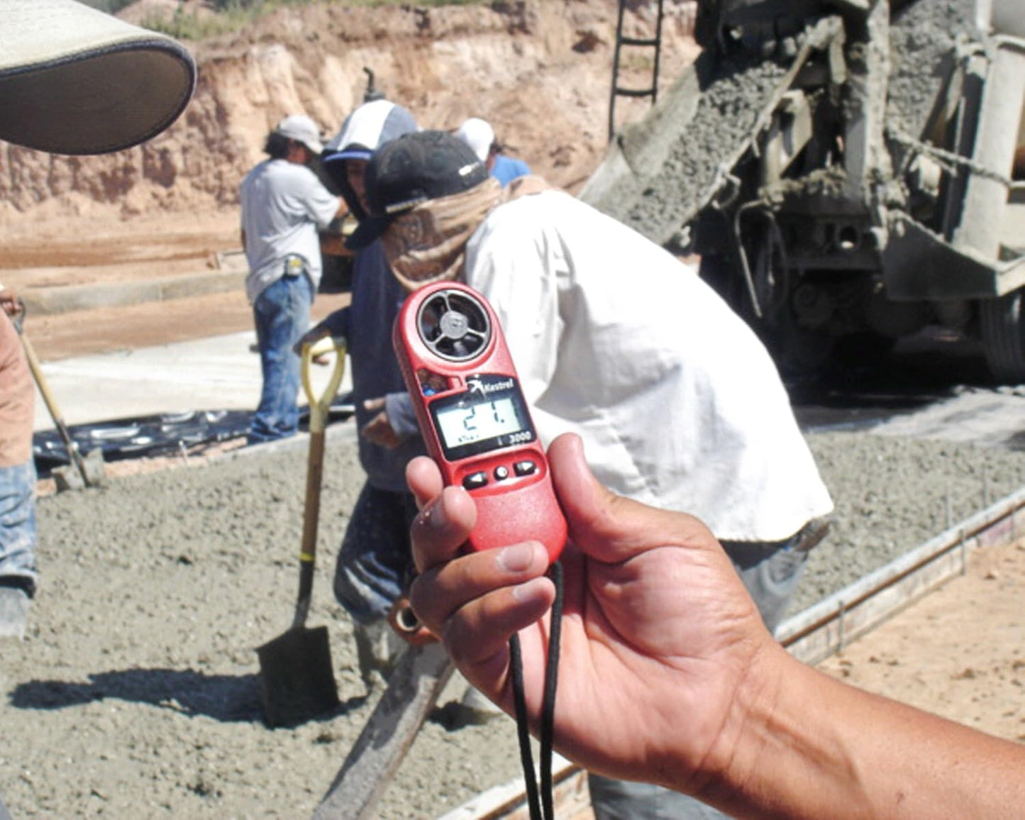 Kestrel 3000 Pocket Weather Meter / Heat Stress Monitor