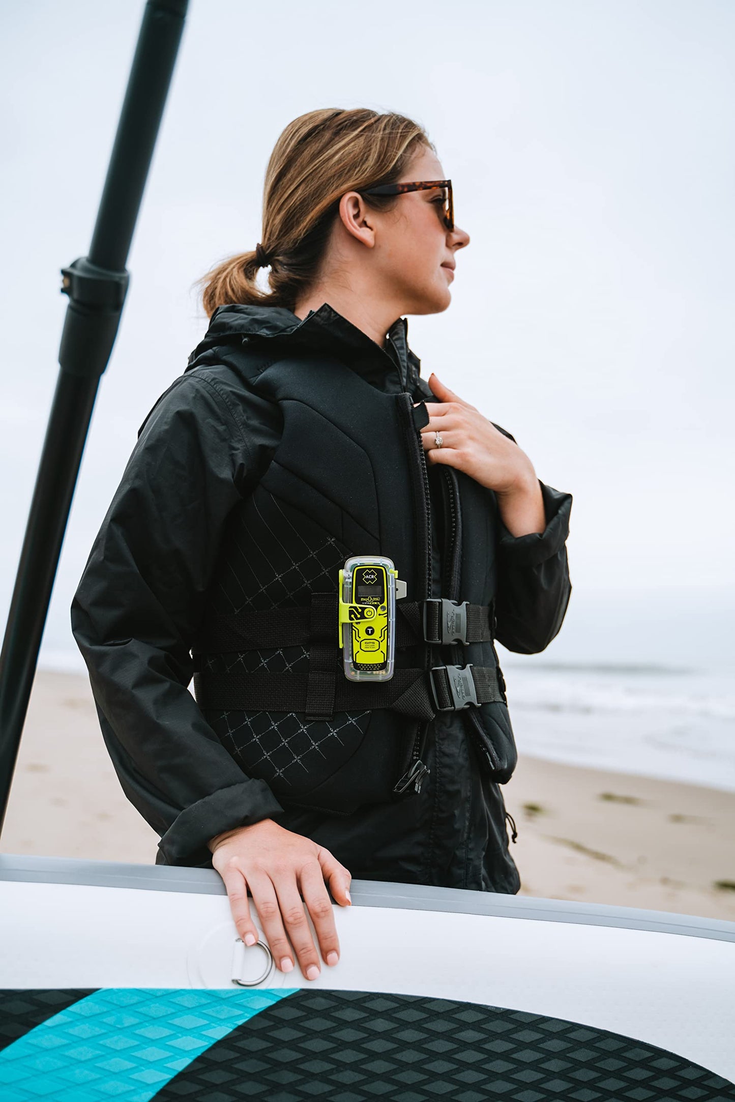 ACR ResQLink View RLS - SOS Personal Locator Beacon - Digital Display, Return Link Service, GPS Global Coverage to Alert Search and Rescue - Outdoor Emergency, Ideal for Hiking Hunting Boating Fishing