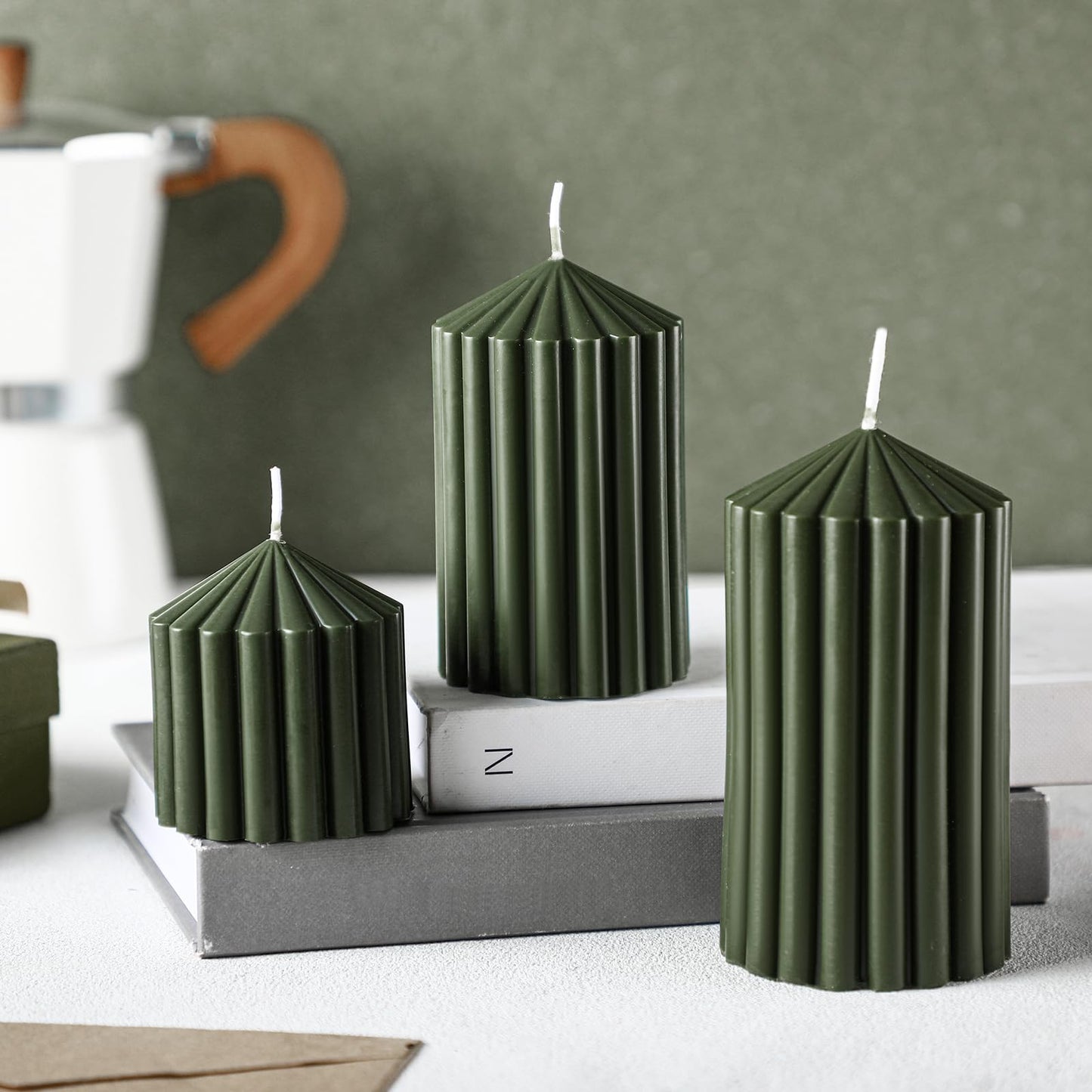Conelist Set of 3 Moss Green Ribbed Pillar Candles Soy Wax Scented Ribbed Candles Includes 2.8, 4.2 and 5.1 Inches Heights Decorative Romantic Wedding Decoration for Couple Home Birthday Gift