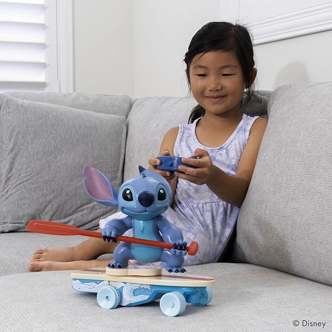 Jada Radio Control Stitch with Surfboard - 2.4 GHz - Straight Forward and Reverse Curve - 1 Channel - Integrated Figure - for Children from 3 Years - 25 cm - (253074009)