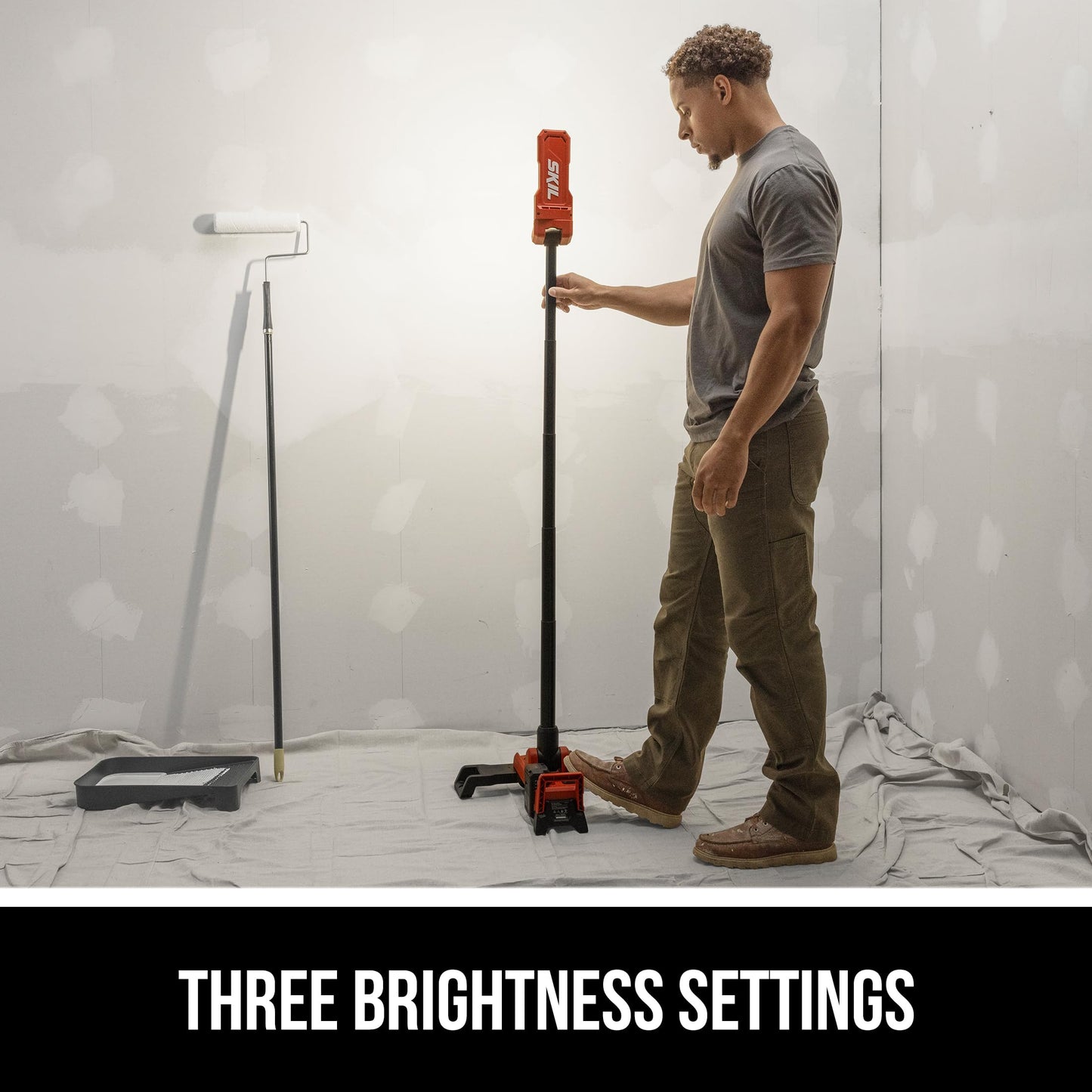 SKIL Compact Tower Light, 20V Kit Including 2.0Ah USB-C Battery and Charger-LH2500D-11