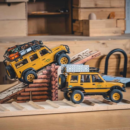 BEEZRC FMS 1/24 RC Crawler RTR FCX24M Land Rover Family Camel Trophy Edition Licensed RC Model 4WD RC Rock Truck 2.4Ghz Hobby Grade RC Car Model Mini Off Road Vehicle with Battery (Defender 90)