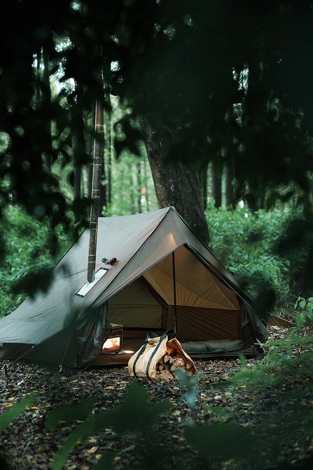 Hot Tent with Stove Jack Camping Tent Winter Tent 4 Season Tent 1-2 Person for Backpacking Camping Hiking Hunting Fishing Waterproof Windproof Lightweight 82 * 59 * 47