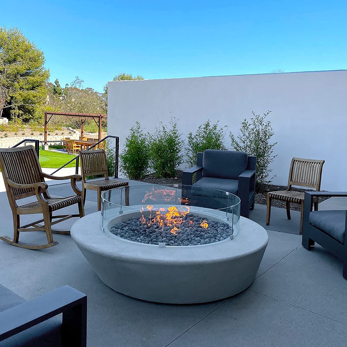 AMS Fireplace 32" Round Fire Pit Glass Wind Guard | Clear Tempered Glass Flame Protective Pane. Wind Resistant with Aluminum Corner Bracket