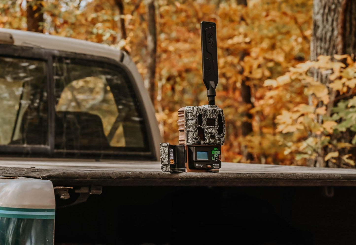 Browning Defender Wireless Pro Scout Max HD AI Trail Game Camera Bundle Includes 32GB Memory Card and J-TECH Card Reader (46MP) | BTCPSMHDAI