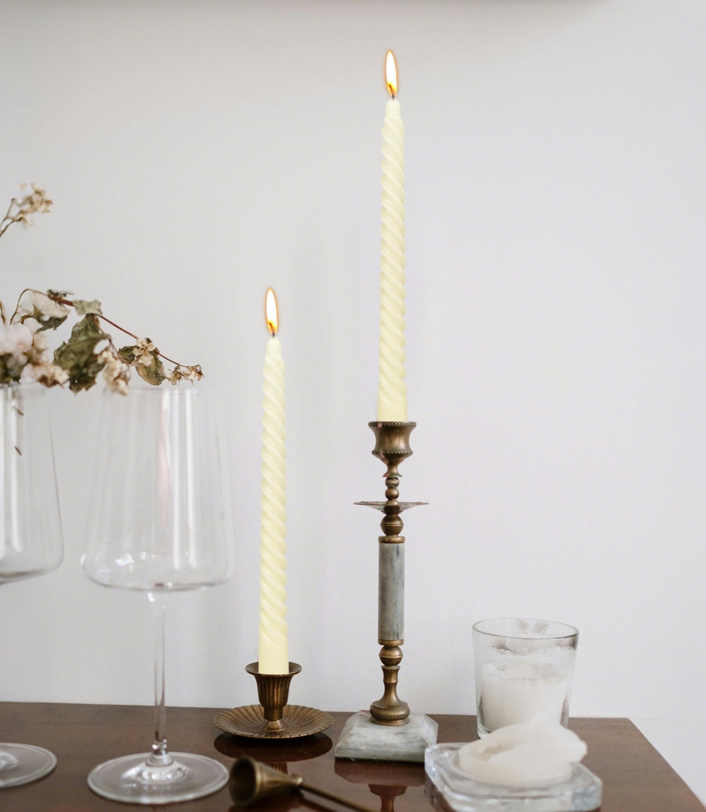 10 Inch Pale Yellow Spiral Taper Candle Set, 10 Pack Unscented Dripless Candlesticks for Dinner Party Wedding and Home Decoration