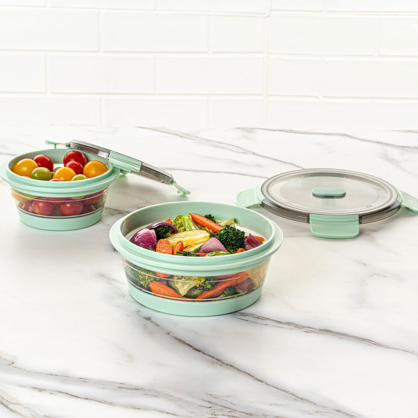Restaurantware-Fresh Hero 27.2 Ounce Storage Containers, 20 Durable Airtight Food Containers - Microwavable, Freezable, Green Plastic Collapsible Container, Dishwashable, With Vented Lids