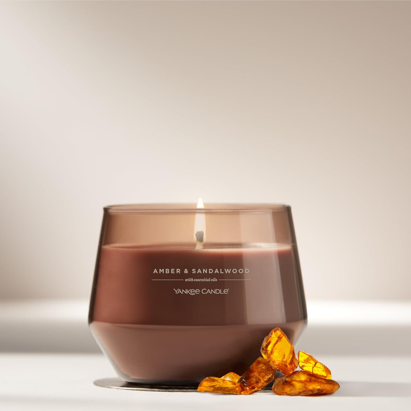 Yankee Candle Studio Scented Candle, Jar Candle for Home Fragrance, Premium Plant Wax Blend, Long Lasting Burn, Room Filling Fragrance, Amber & Sandalwood (Pack of 1)