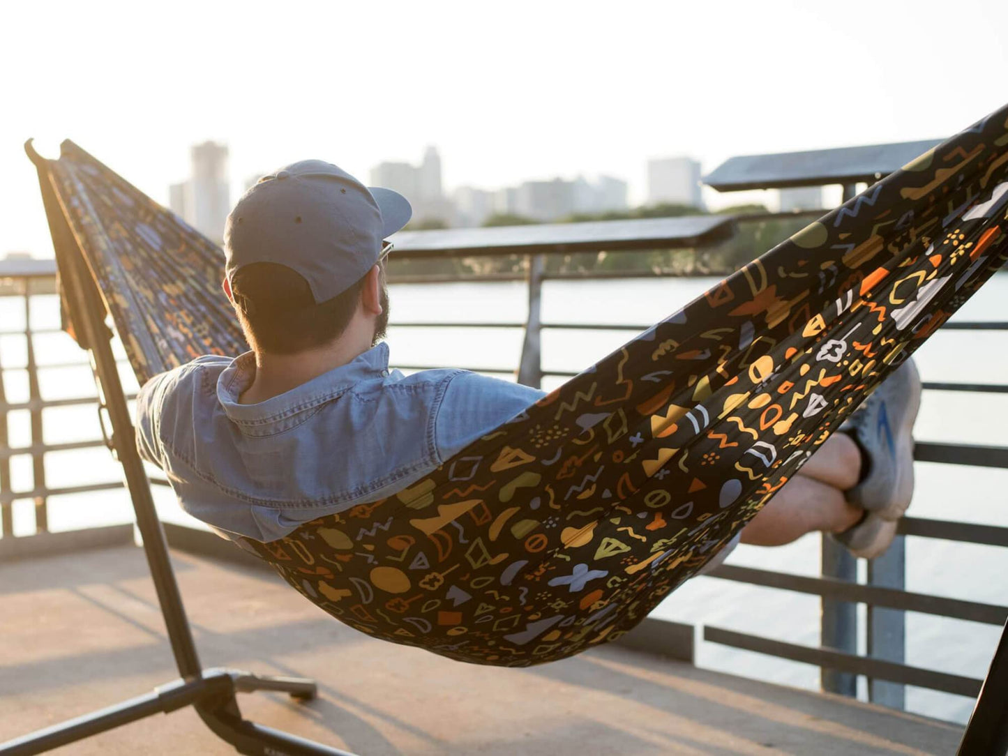 KAMMOK: Swiftlet Portable Stand & Roo Double Midnight Blue Hammock Set